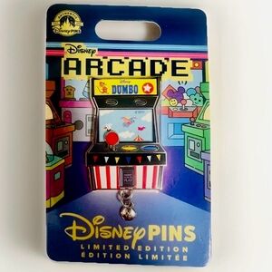 Disney Arcade DUMBO Dangle Moveable Pin 2023 Limited Edition 4000 New with Card